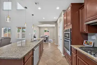 625 Palo Alto Drive NE 