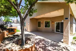 1333 Reynosa Loop SE 