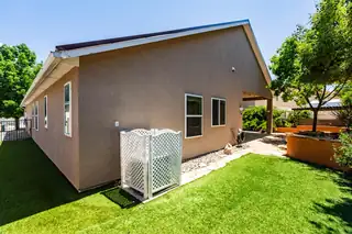 1333 Reynosa Loop SE 