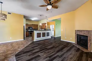 1333 Reynosa Loop SE 