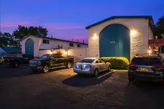 808 Ortiz Drive SE 