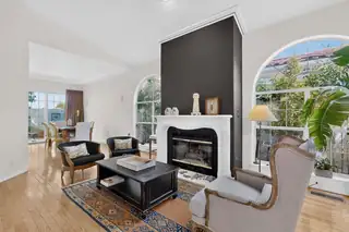6115 Rosetree Place NE 