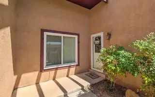 618 Paseo Del Mar NE 