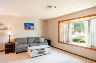 618 Paseo Del Mar NE 