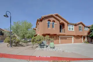 601 Menaul Boulevard NE UNIT 2201 