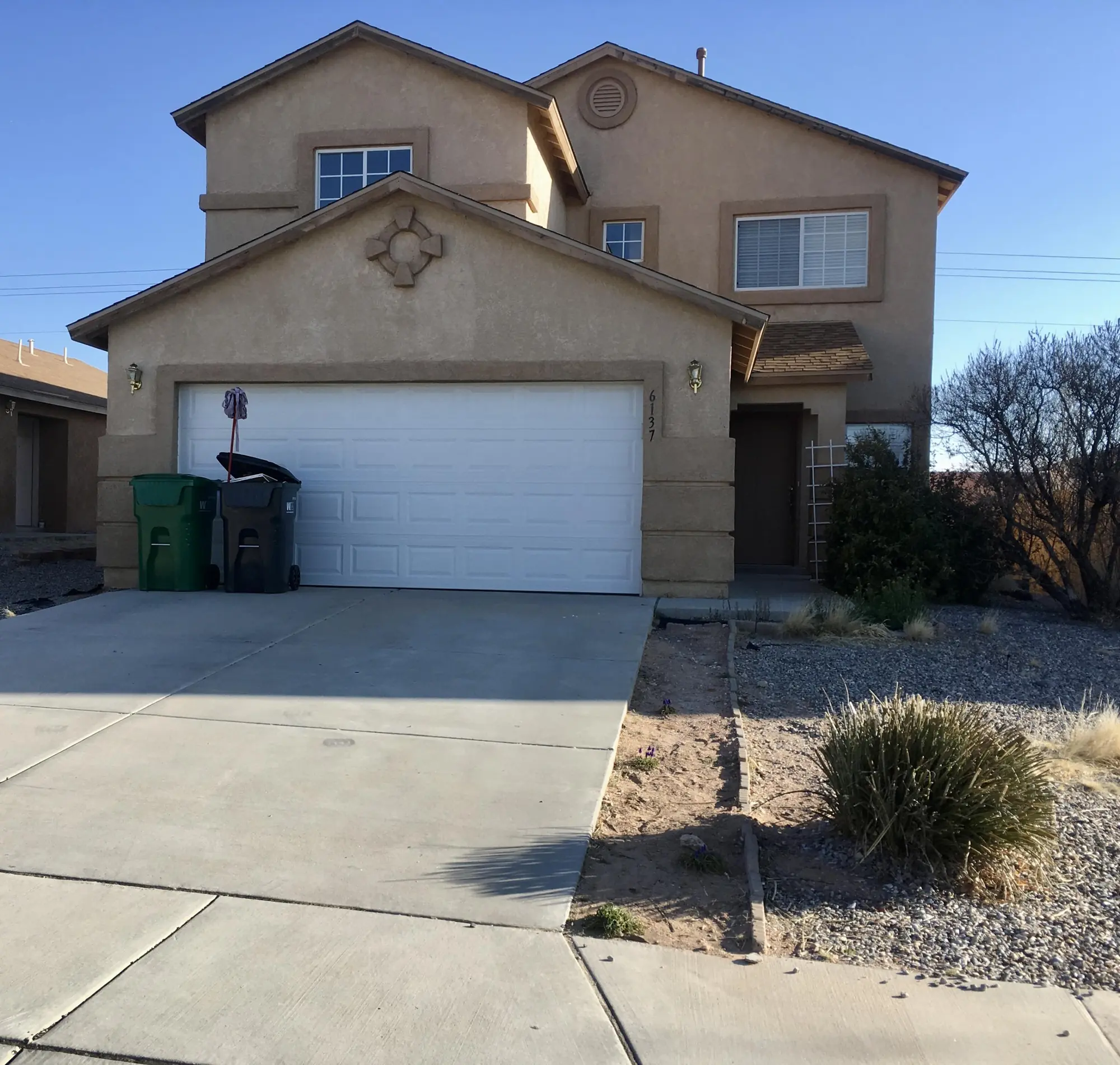 6137 Vaughn Drive NE