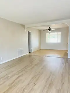 5808 Princess Jeanne Avenue NE 