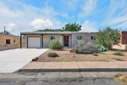 2420 Iris Road NW, Albuquerque