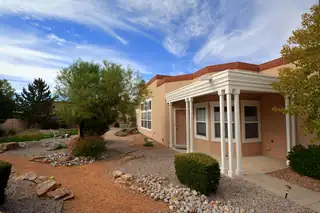 5809 Vulcan Vista Drive NE 