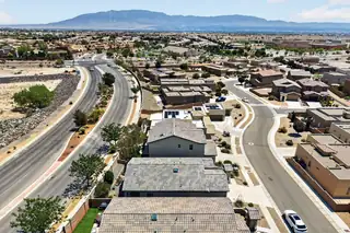 7305 Valle Jardin Lane NW 