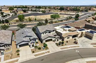 7305 Valle Jardin Lane NW 