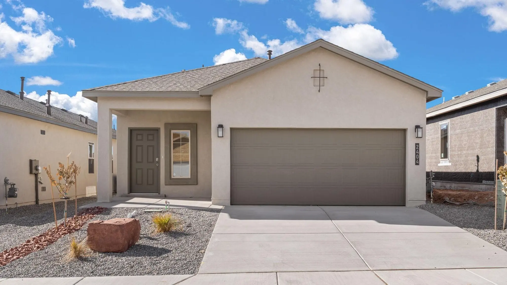 2461 Eglisfield Loop NE