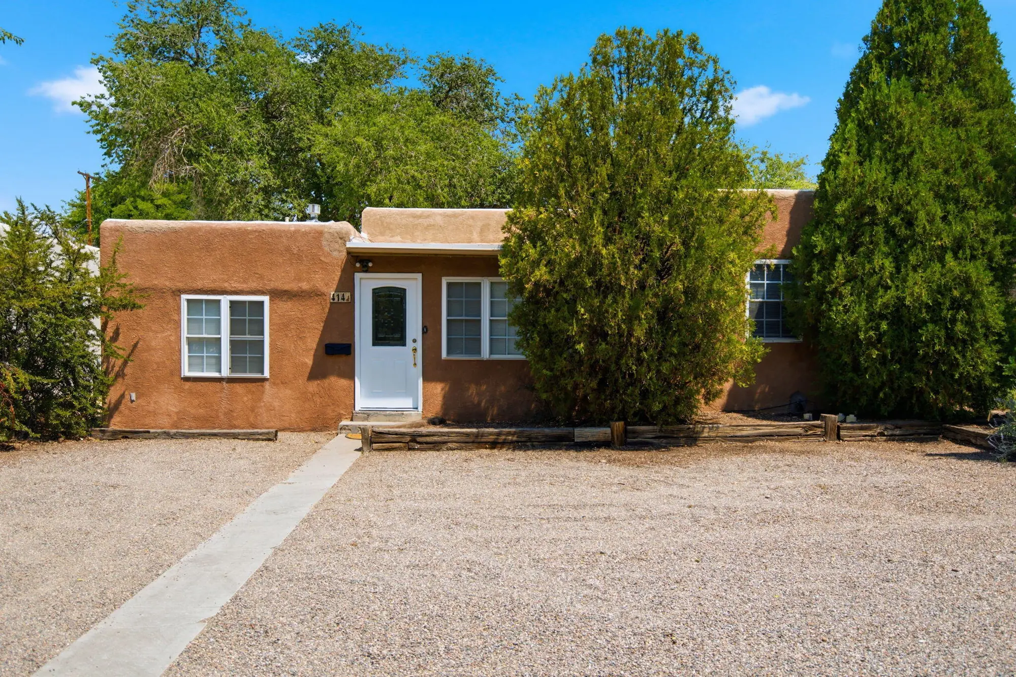 414 Carlisle Boulevard SE
