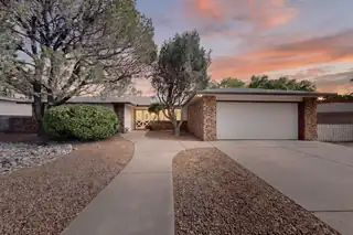 8130 Avenida La Prestina NE 