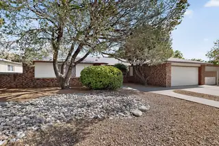 8130 Avenida La Prestina NE 