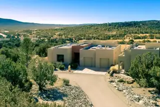 31 Hogan Court 