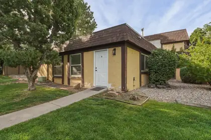 8437 Heights Road NE #8A, Albuquerque