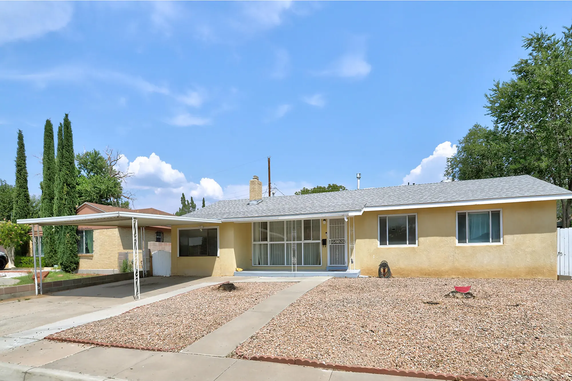 2812 Cardenas Drive NE
