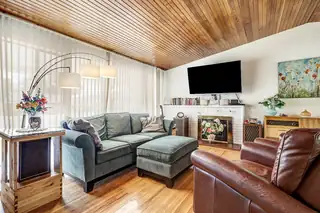 2812 Cardenas Drive NE 