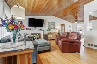 2812 Cardenas Drive NE 