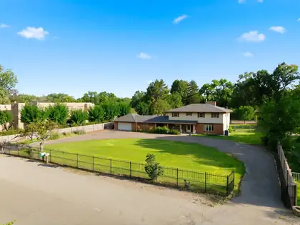 800 Pueblo Solano Road NW, Los Ranchos 