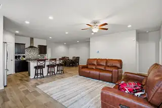 2015 Duke City Street SE 