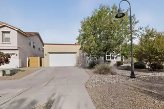 632 Bosque Verde Lane NW 