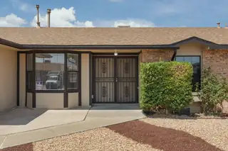 4505 Quartz Drive NE 