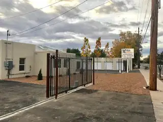 306 Isleta Boulevard SW 