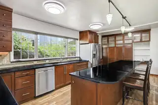 907 Silver Avenue SW 