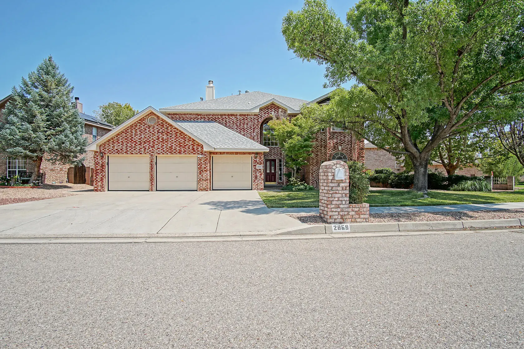 2869 W Island Loop SE