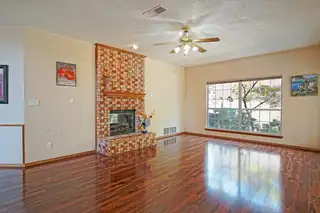 2869 W Island Loop SE 
