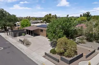 701 Alvarado Drive NE 