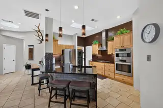 8855 Desert Fox Way NE 