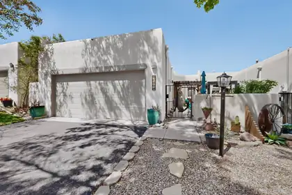 3315 Esplanade Circle SE, Rio Rancho