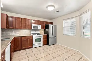 3438 Fowler Meadows Drive NE 