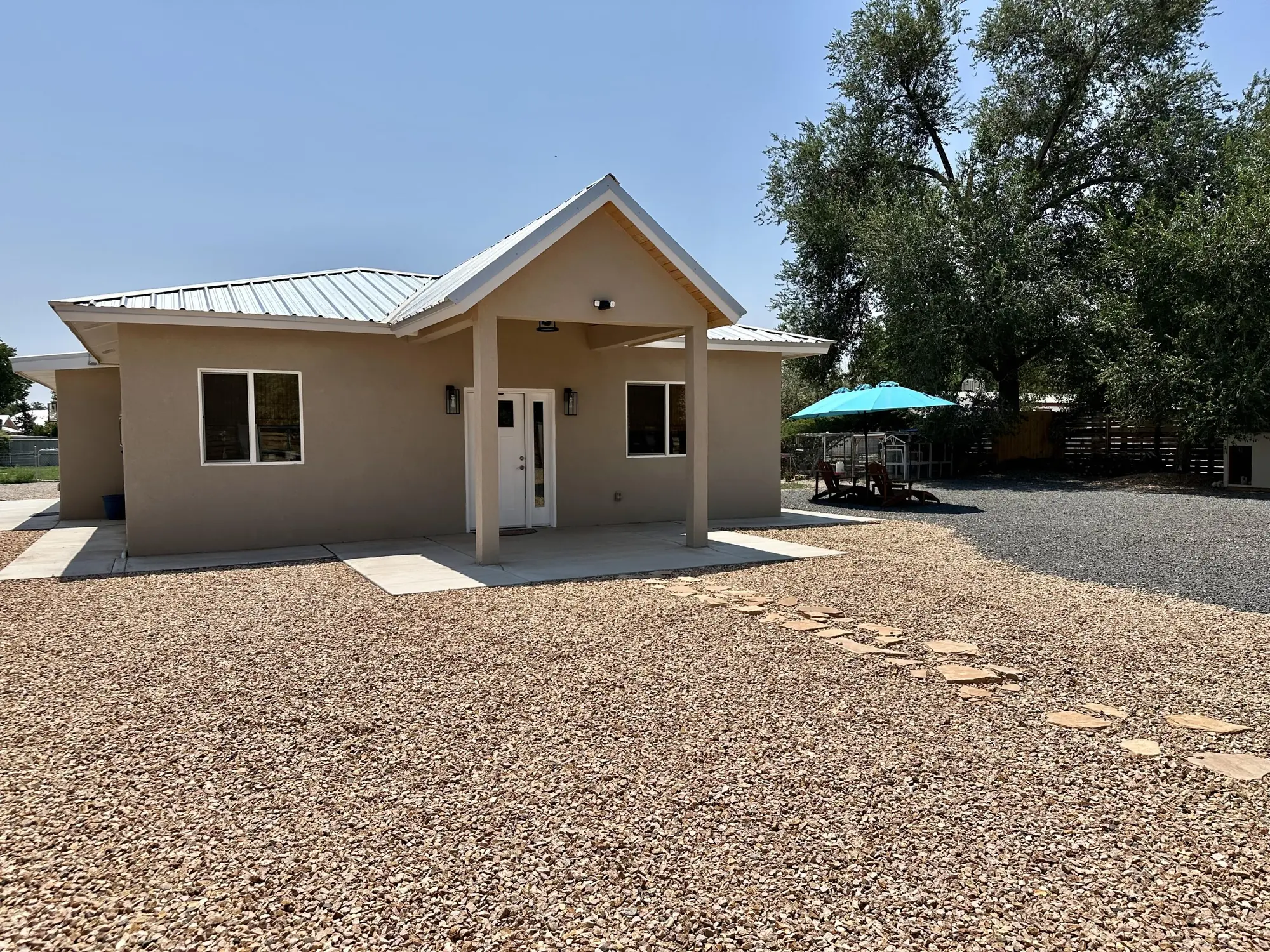 6 Adobe Lane