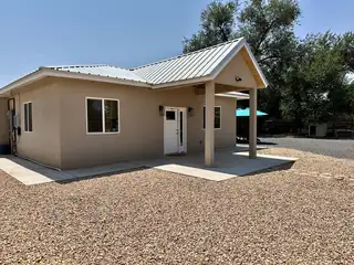 6 Adobe Lane 