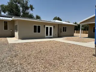 6 Adobe Lane 