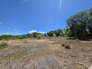 00 Ranchitos Road 