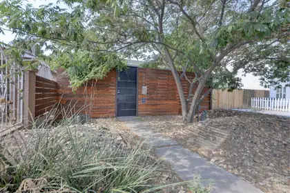 1104 Iron Avenue SW, Albuquerque