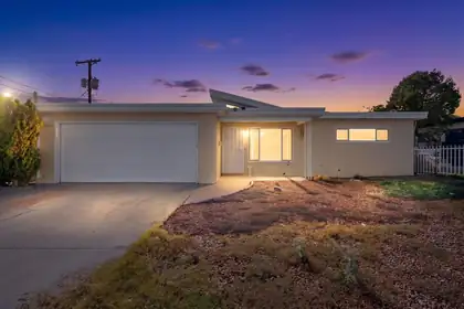 1009 Dakota Street NE, Albuquerque