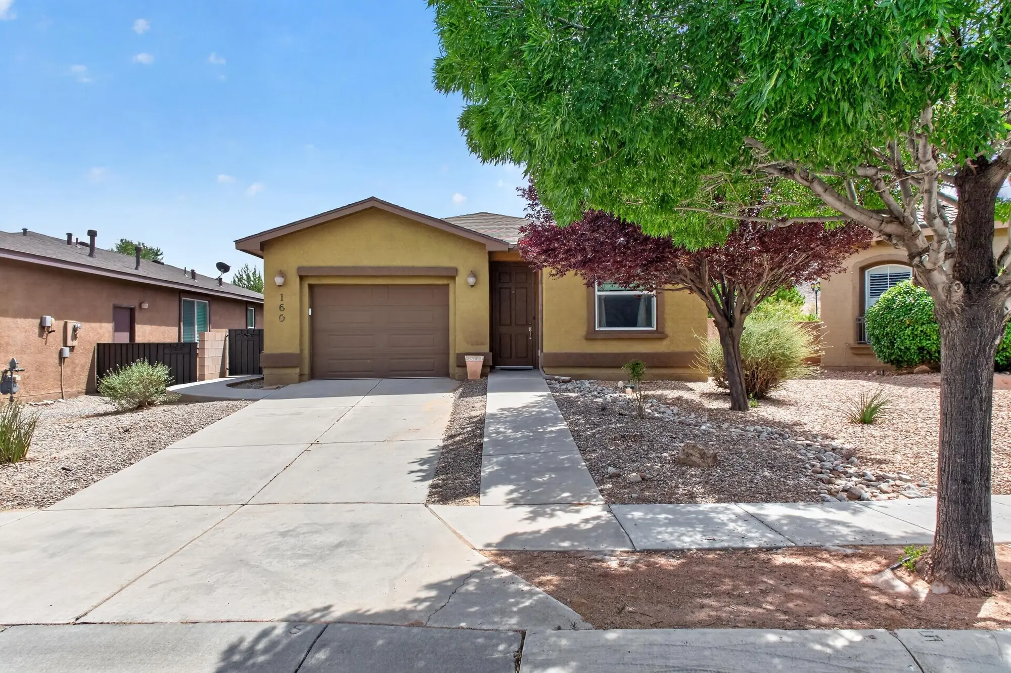 160 Zuni River Circle SW