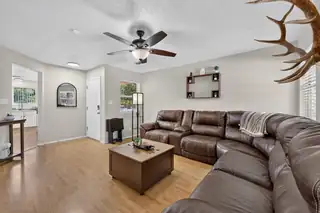901 Perry Meadows Drive NE 