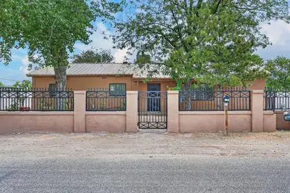5648 Greer Loop Loop SW, Albuquerque
