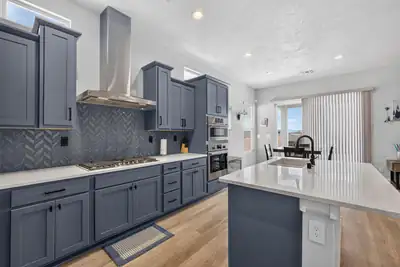 1691 Tesoro Loop NW 