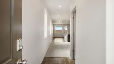 3369 Dijamant Loop SE 