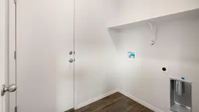 3369 Dijamant Loop SE 