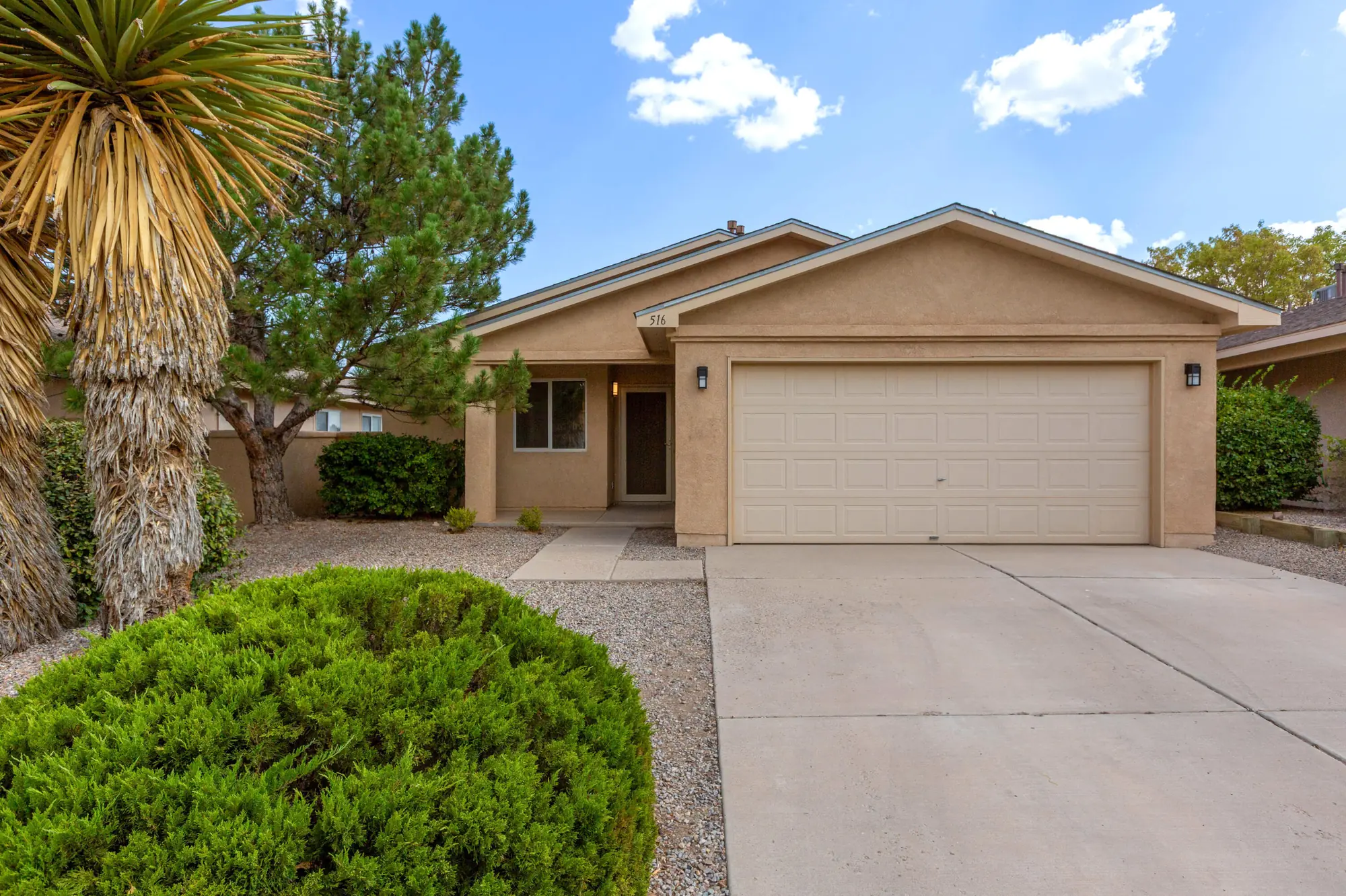 516 Medina Meadows Drive NE