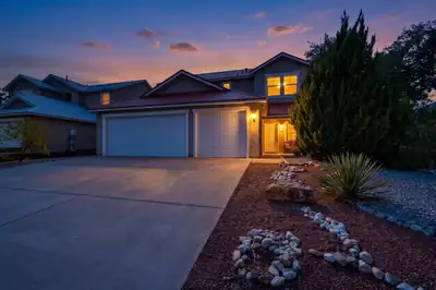 401 Minturn Loop NE, Rio Rancho
